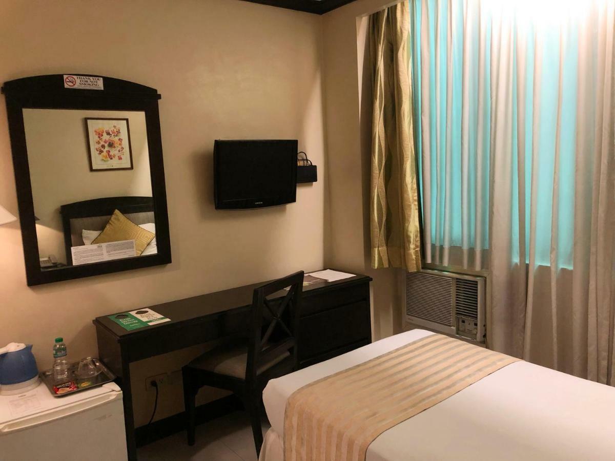 Tower Inn Makati Business Hotel Makati City Bagian luar foto